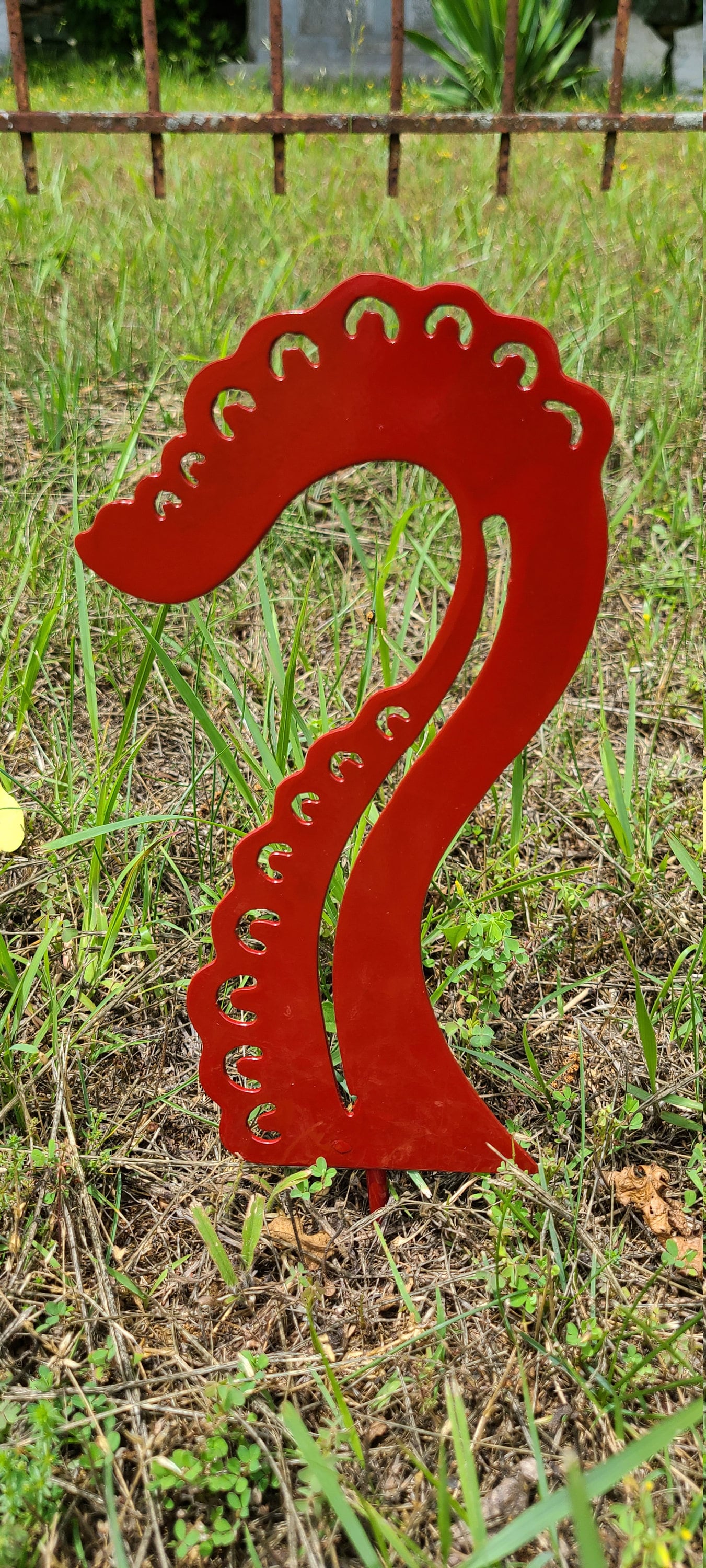 Octopus Metal Garden Stakes 5 Piece Red Powder Coat Metal Yard Art Home Decor Octopus Garden Octopus Metal Yard Art