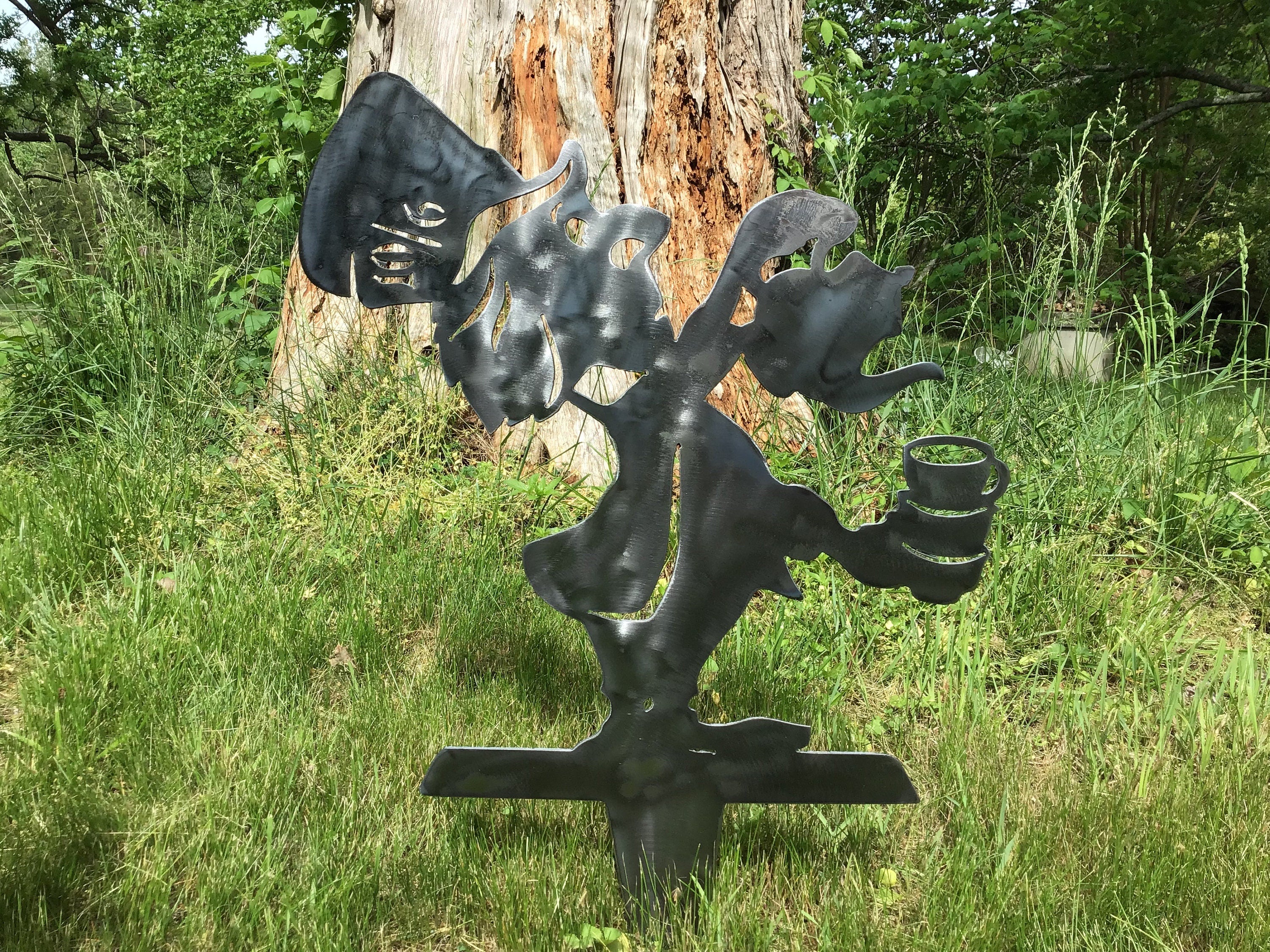 Mad Hatter Garden Stake Alice in Wonderland Yard Art Home Accents Yard Stakes