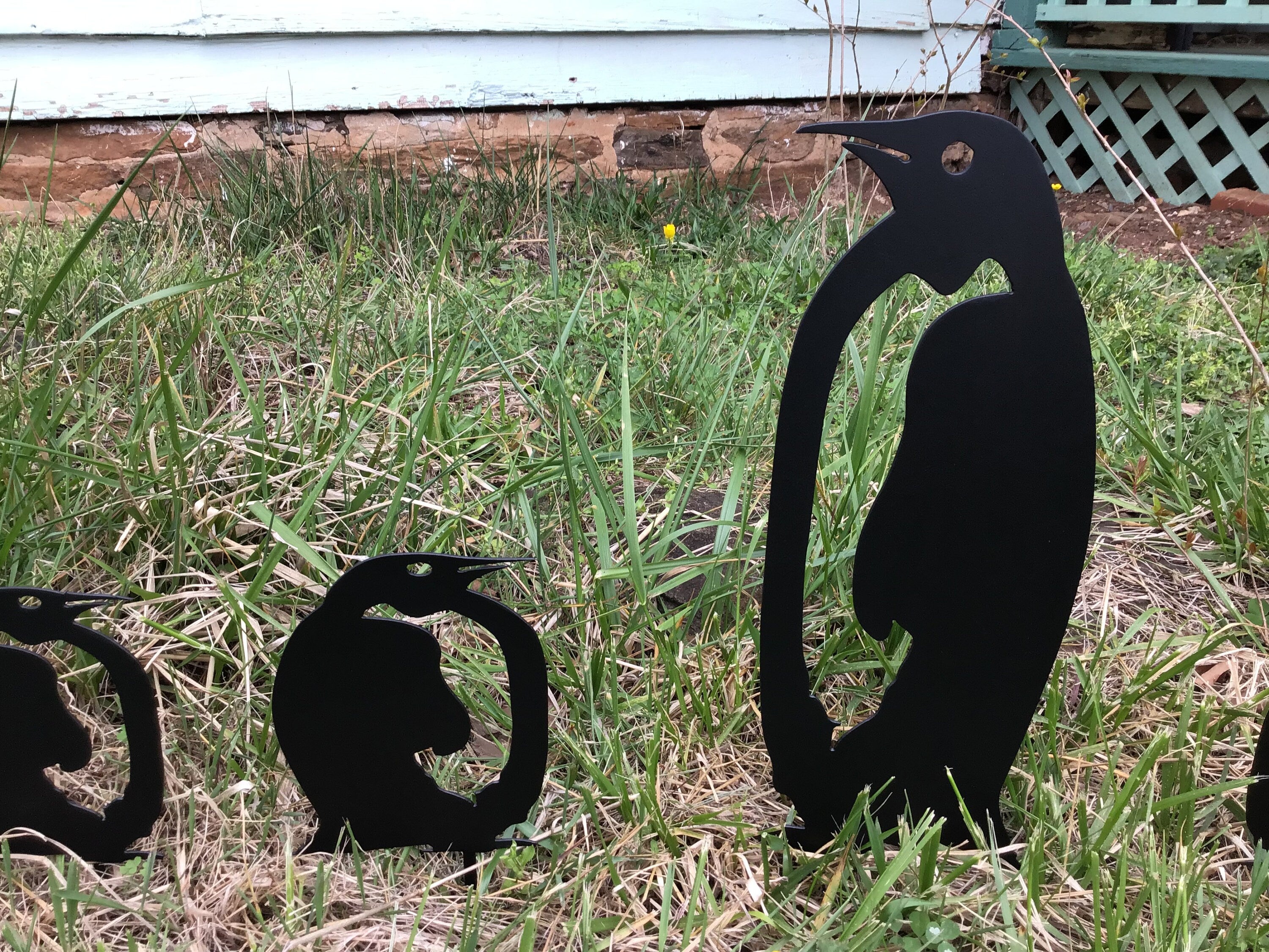 Penguin Garden Stakes Penguin Family Flower Bed Border Lawn Stakes