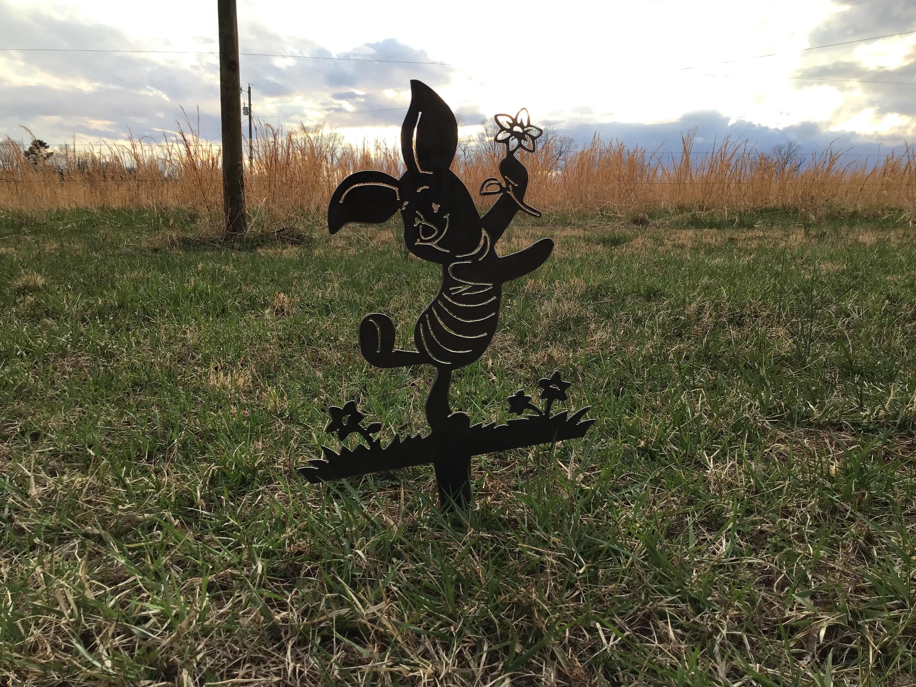 Piglet Garden Stake Winnie the Pooh Yard Art Pig Garden Accents Home Decor Garden Tools Housewarming Gift Piglet Metal Art