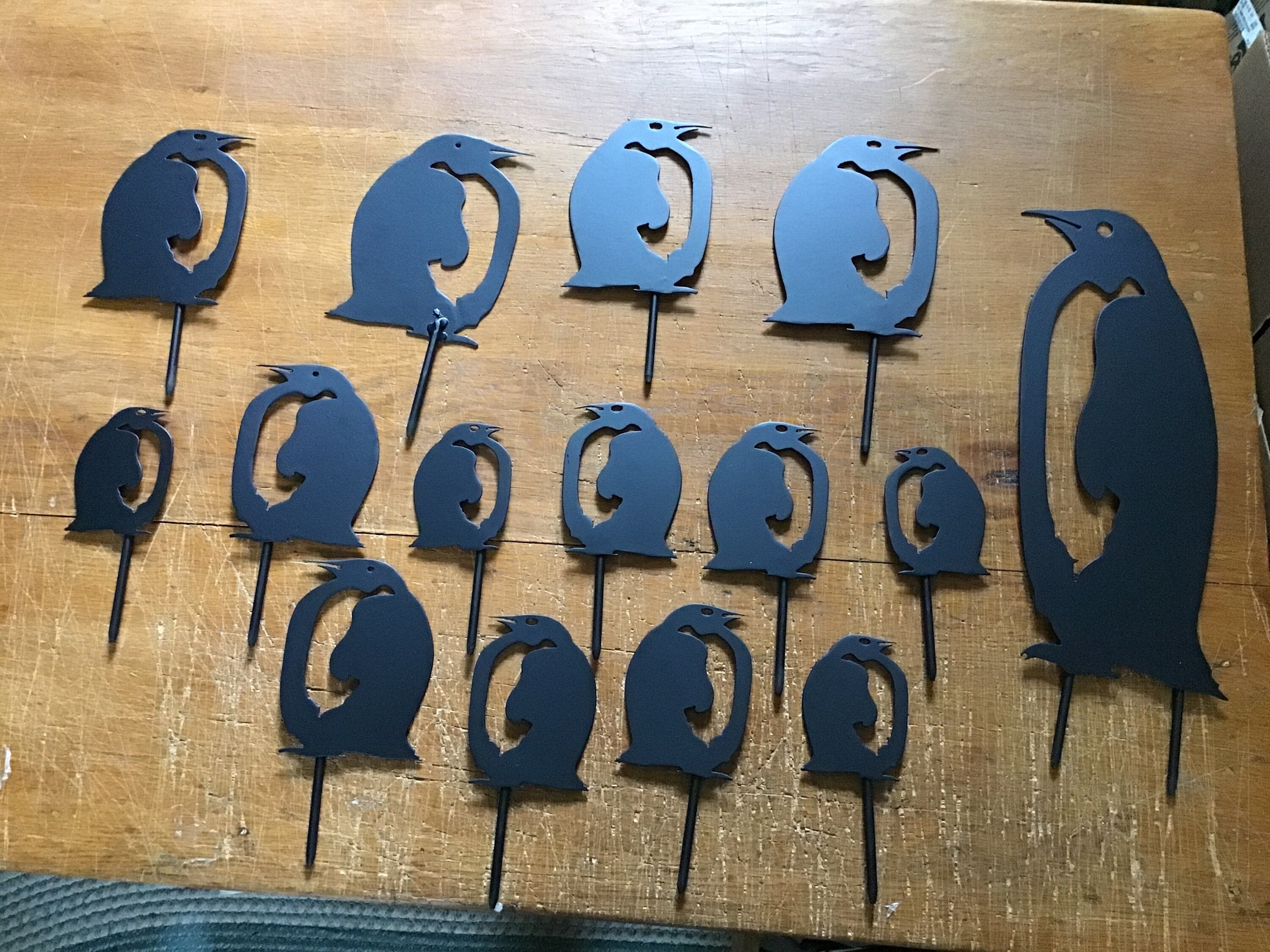 Penguin Garden Stakes Penguin Family Flower Bed Border Lawn Stakes