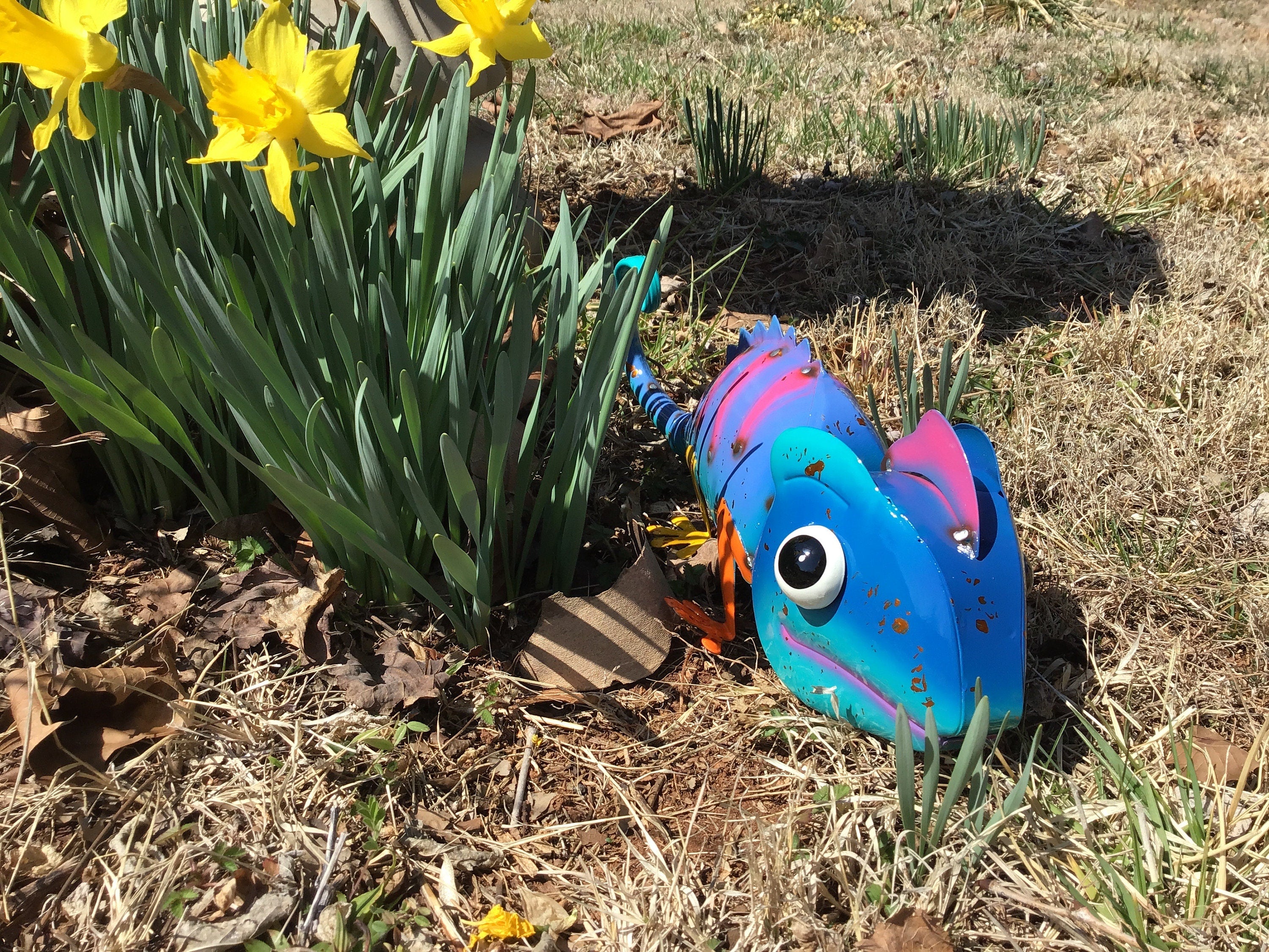 Chameleon Garden Statue Garden Accent Chameleon Yard Art Reptile Metal Art Garden Decor