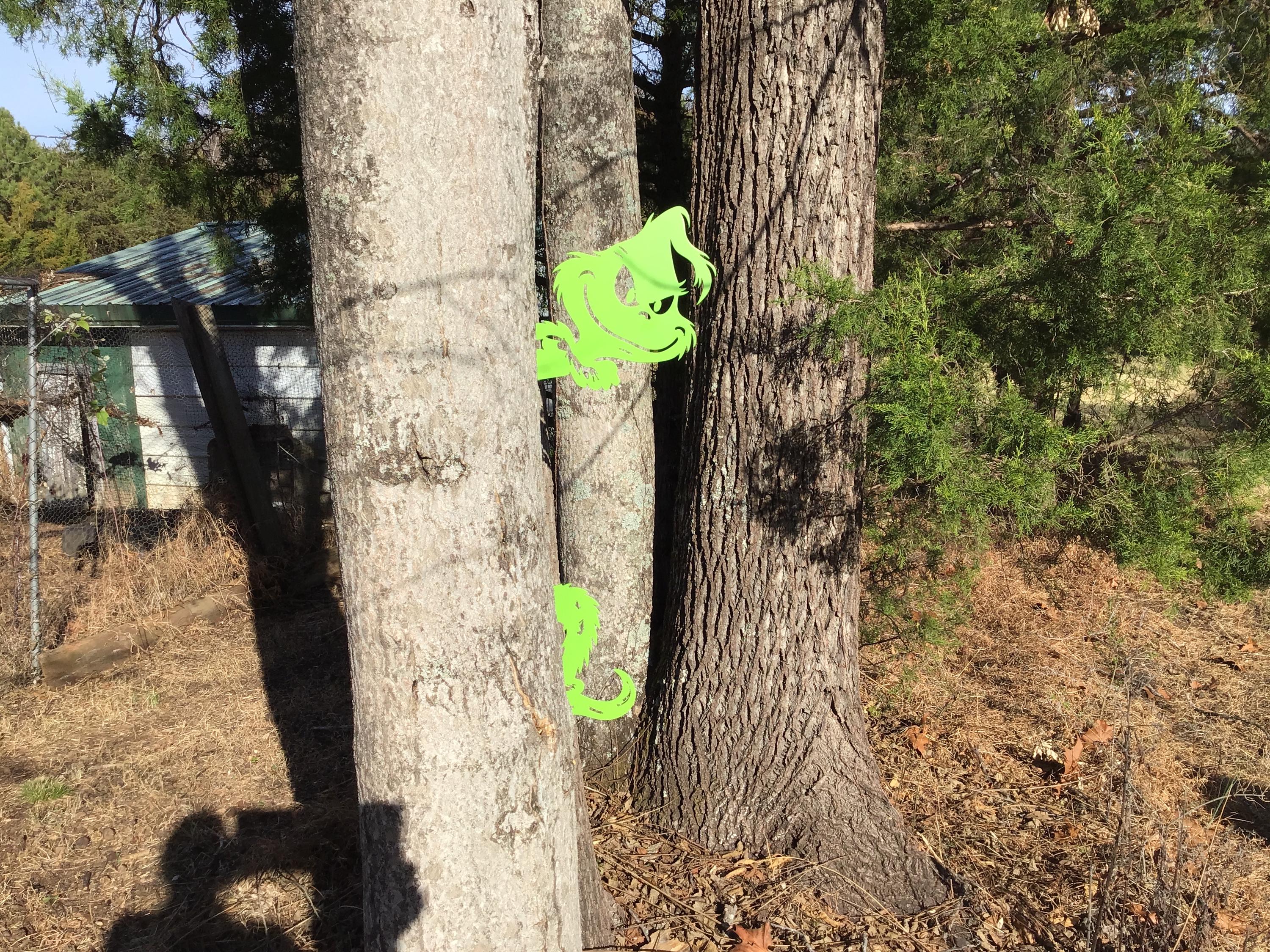 Grinch Metal Yard Art Indoor/Outdoor Christmas Decorations Grinch Metal Art 2 PC. Grinch Home Decor Grinch Green