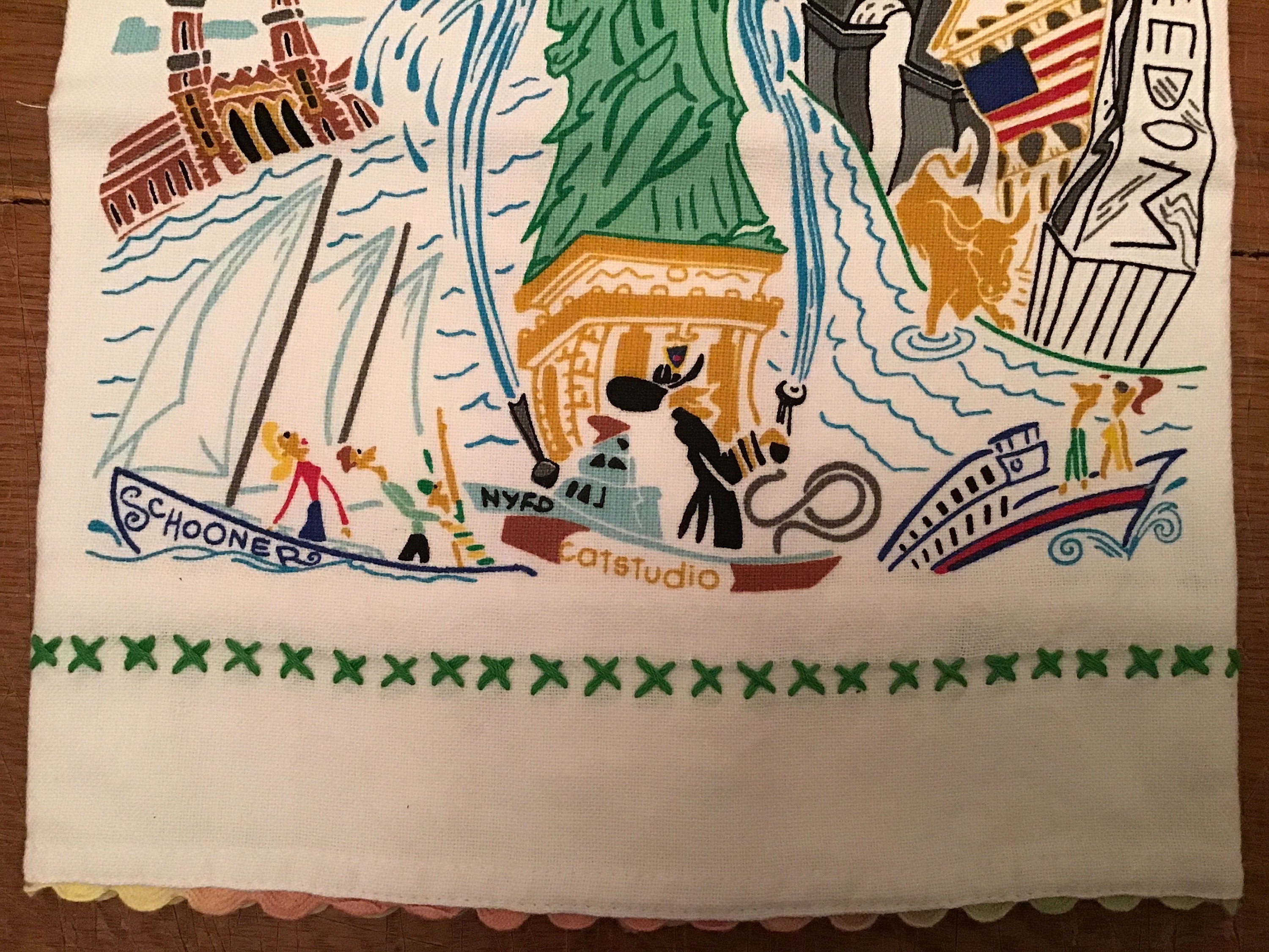 Catstudio New York City Statue of Liberty Towel Hand Towel Dish Towel