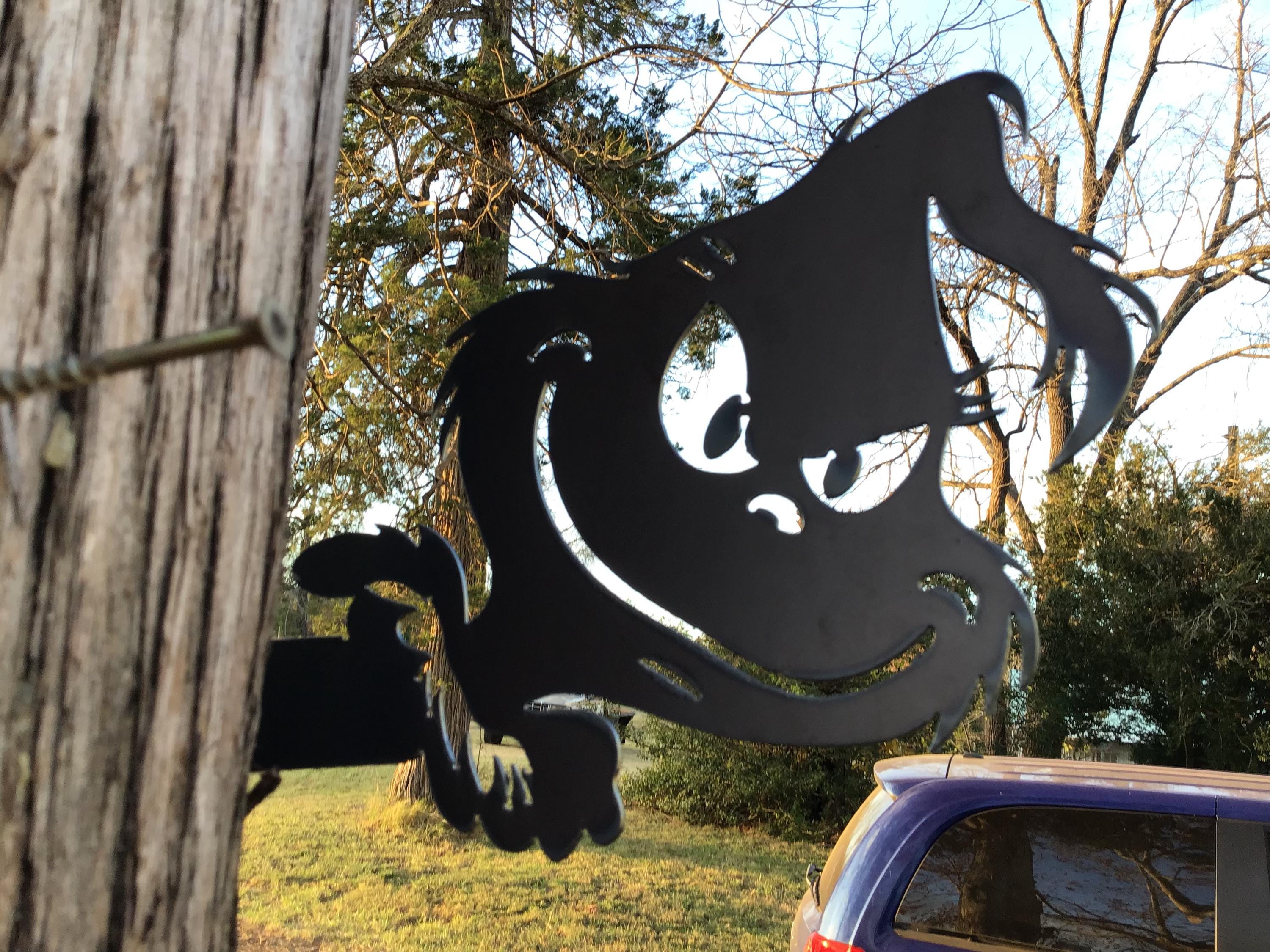 Grinch Metal Art Grinch Sign 2 Piece Grinch Sign Christmas Sign Home Decor Grinch Metal Art Yard Art Christmas Metal Sign Wall Art Peekaboo