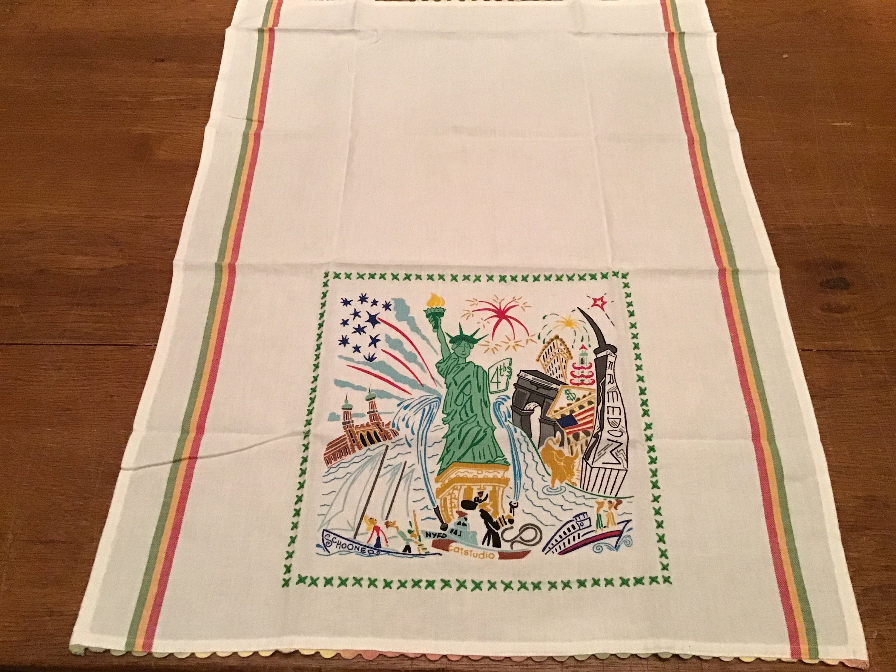 Catstudio New York City Statue of Liberty Towel Hand Towel Dish Towel