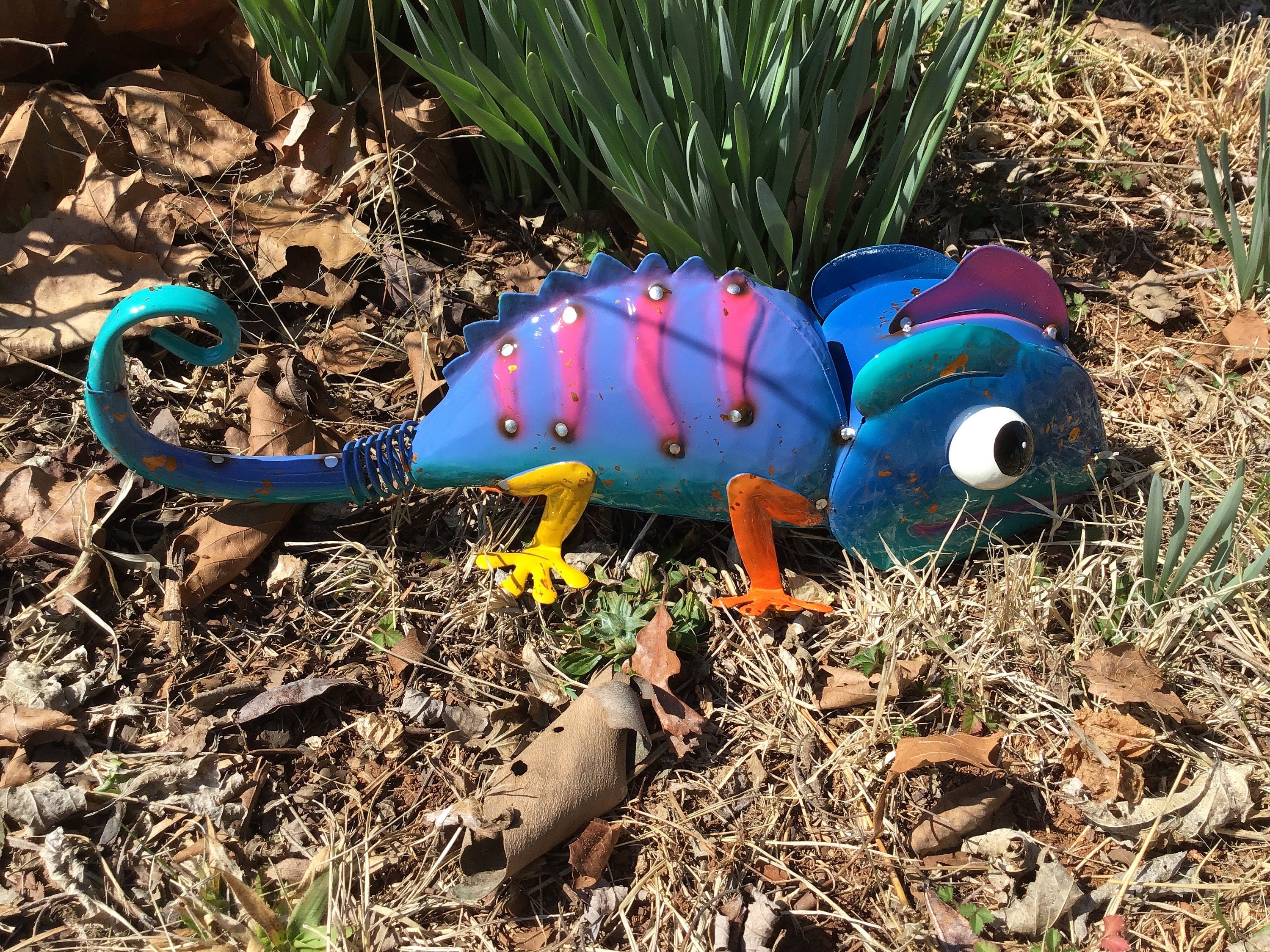 Chameleon Garden Statue Garden Accent Chameleon Yard Art Reptile Metal Art Garden Decor