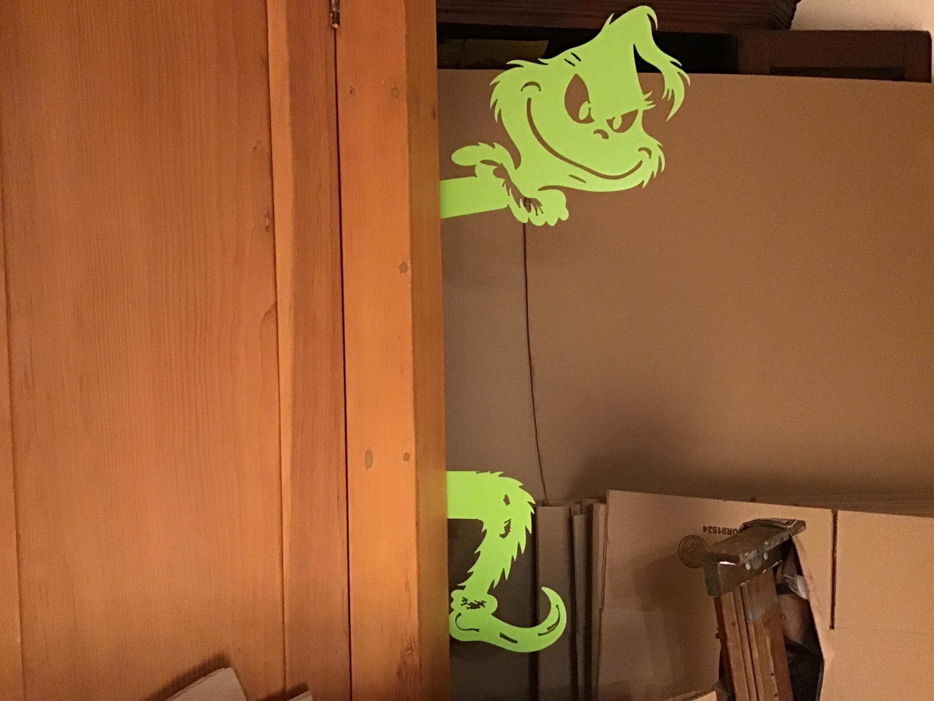 Grinch Metal Yard Art Indoor/Outdoor Christmas Decorations Grinch Metal Art 2 PC. Grinch Home Decor Grinch Green