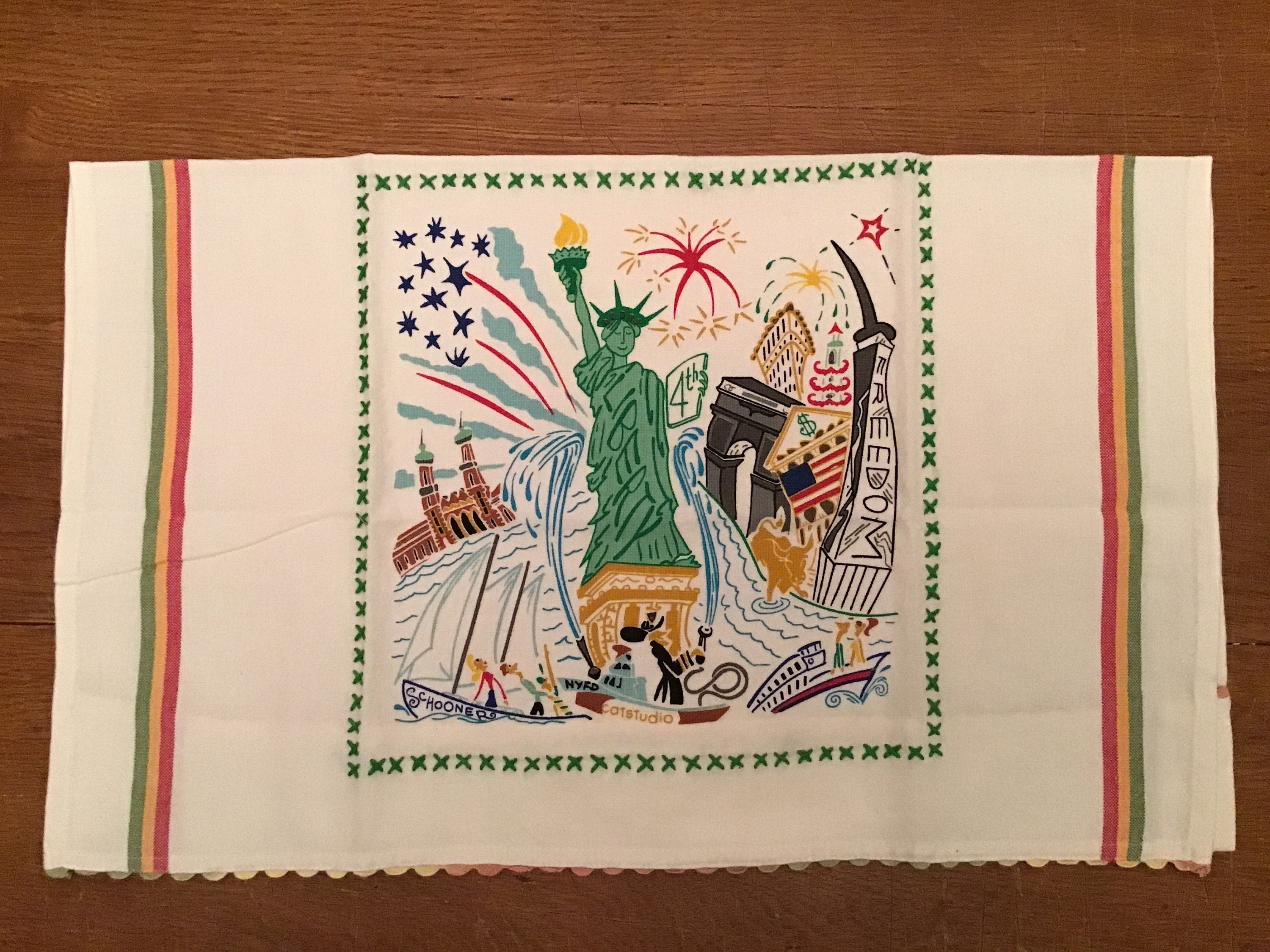 Catstudio New York City Statue of Liberty Towel Hand Towel Dish Towel