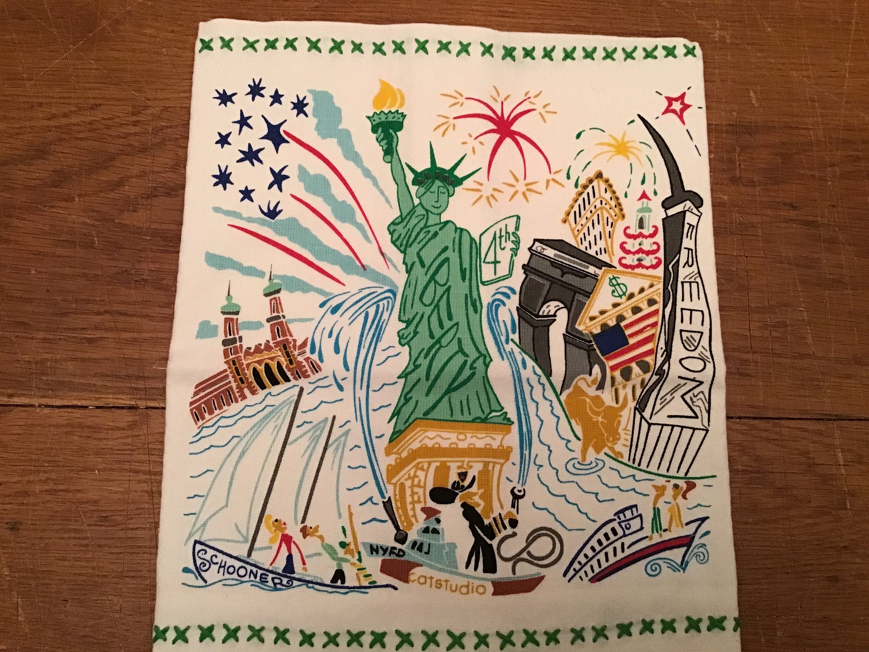 Catstudio New York City Statue of Liberty Towel Hand Towel Dish Towel