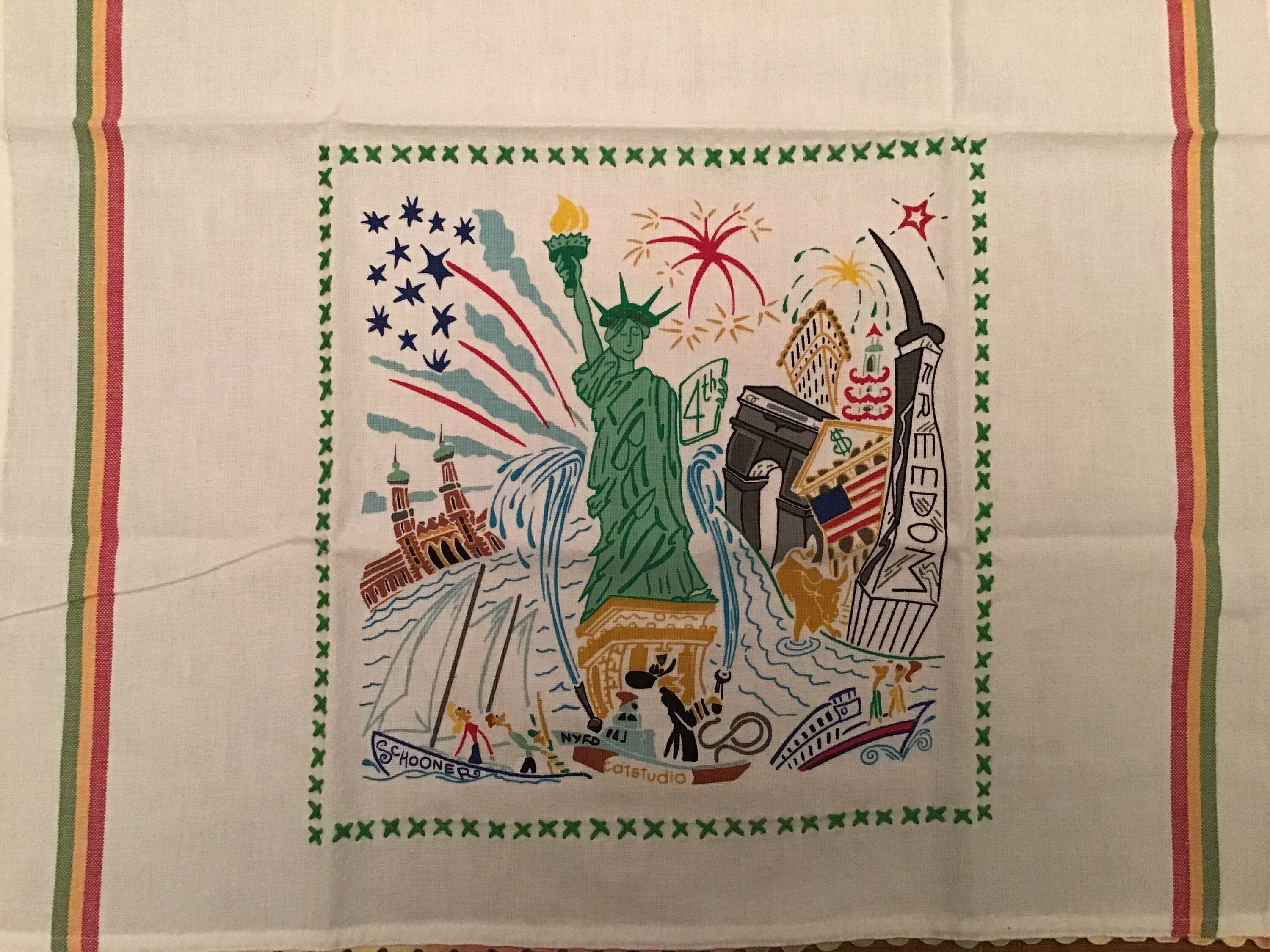 Catstudio New York City Statue of Liberty Towel Hand Towel Dish Towel